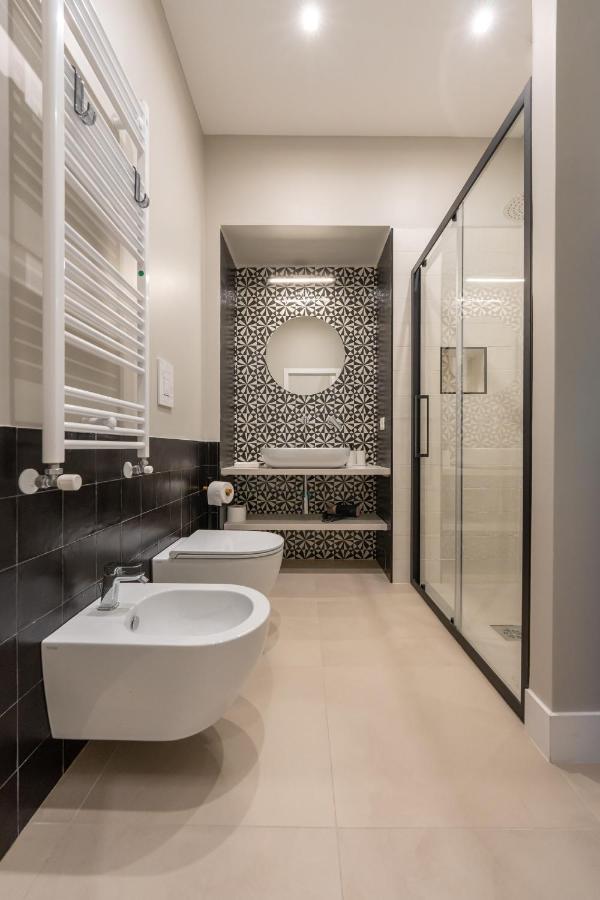 Palazzo Massa Apartments Наполи Екстериор снимка