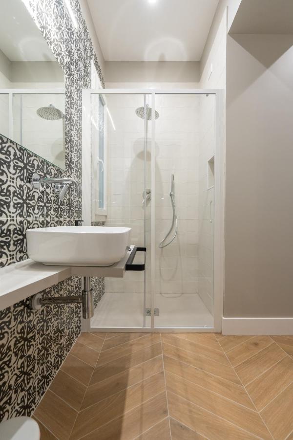 Palazzo Massa Apartments Наполи Екстериор снимка